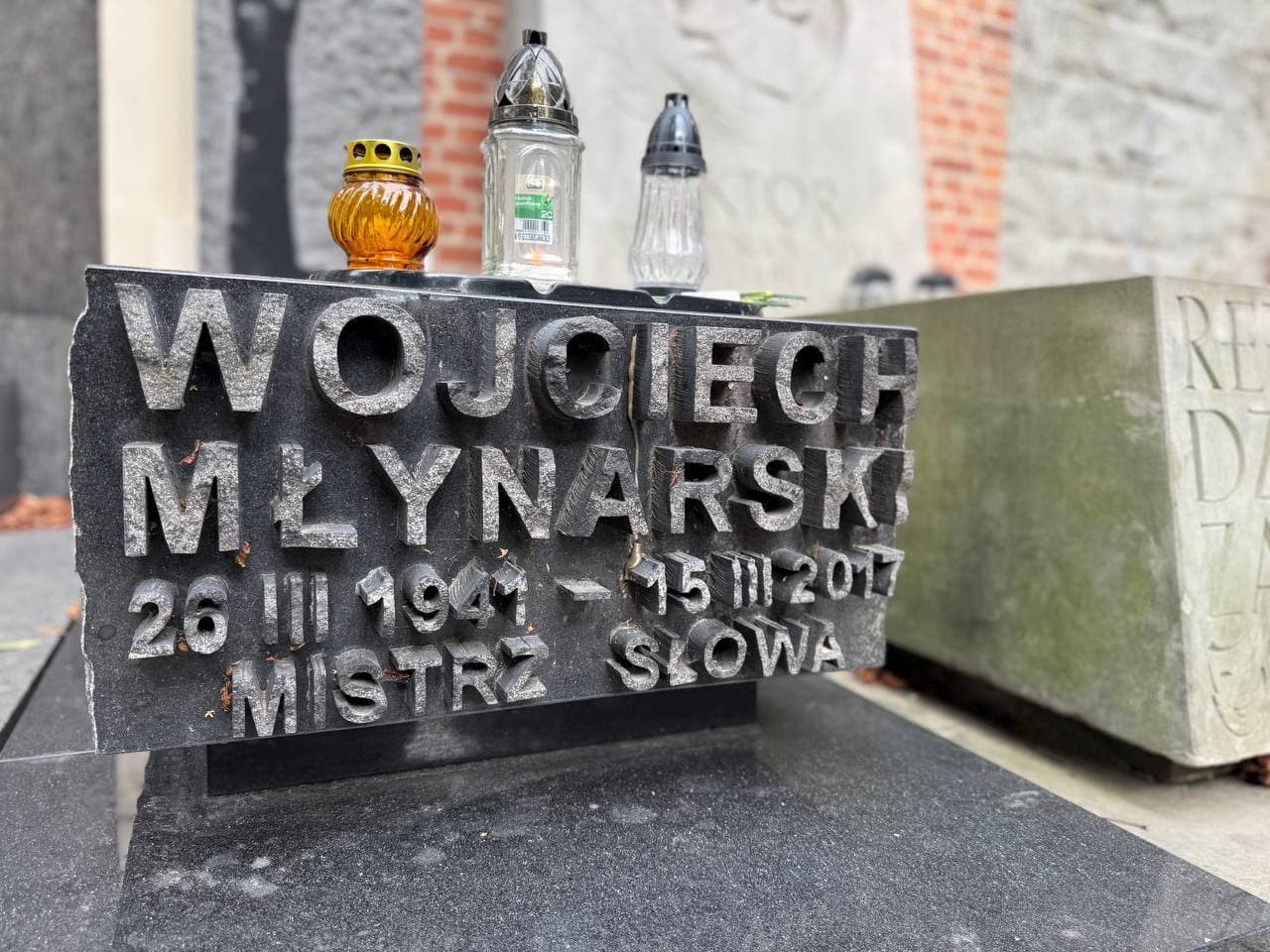 Zdjęcie grobu Wojciech Młynarski (3)