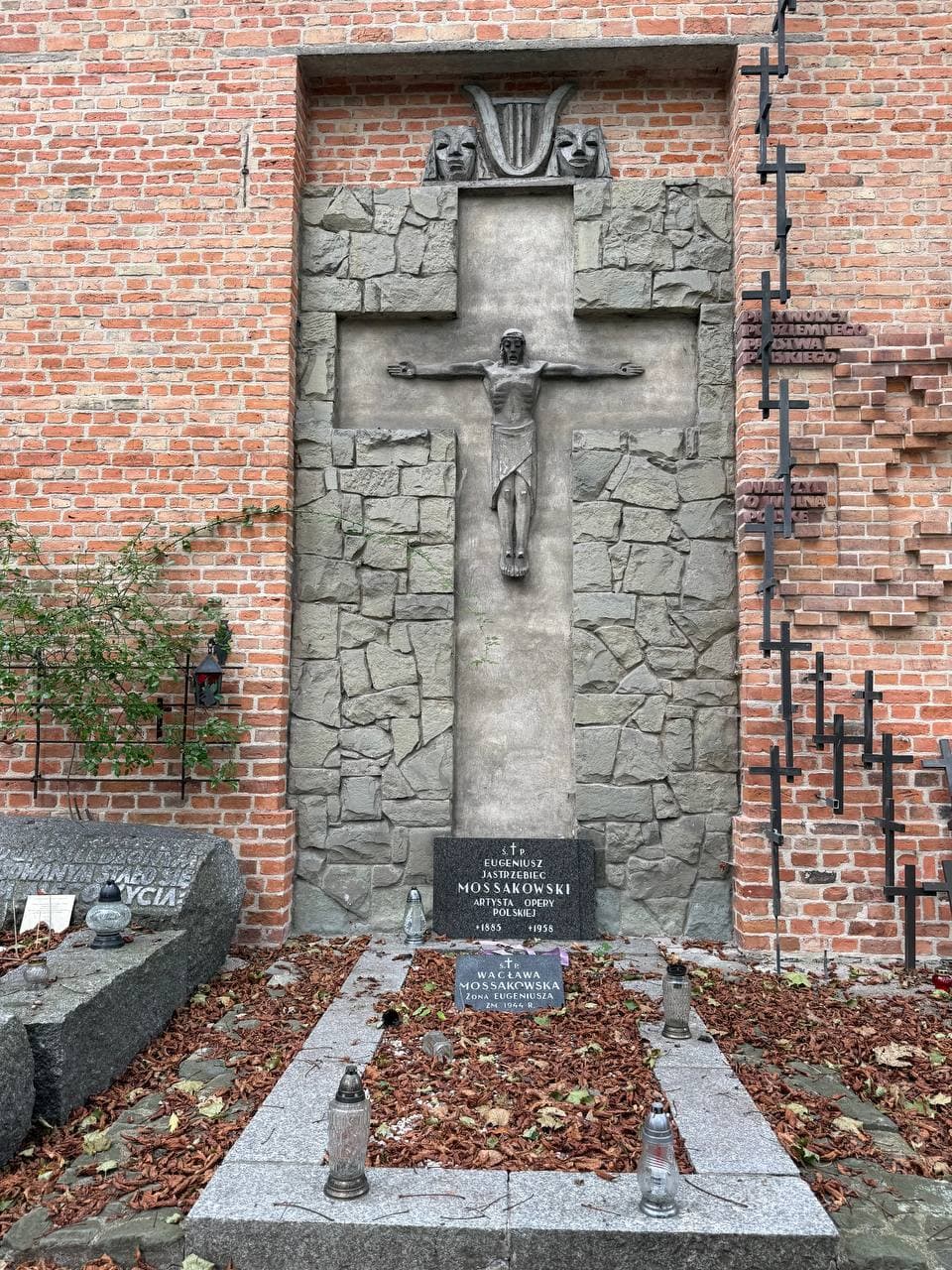 Zdjęcie grobu Eugeniusz Jastrzębiec-Mossakowski (3)