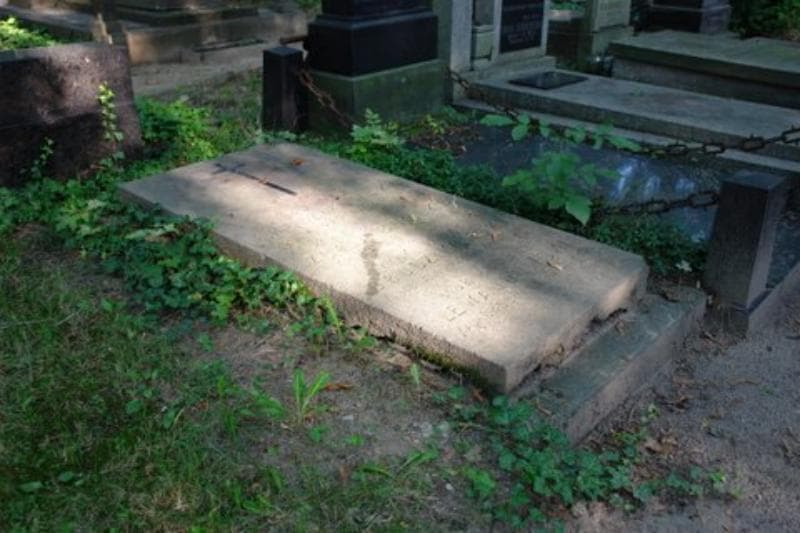 Zdjęcie grobu Jadwiga Brodzikowska (2)