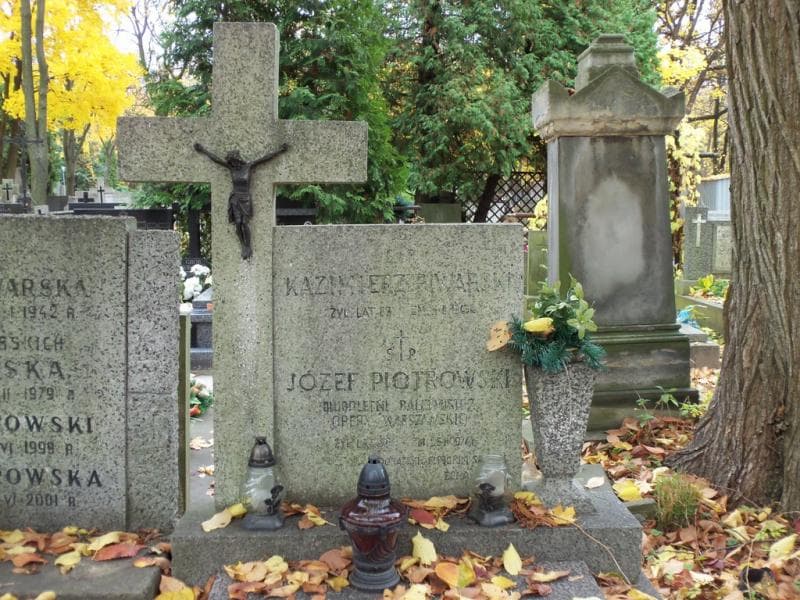 Zdjęcie grobu Kazimierz Piwarski (2)