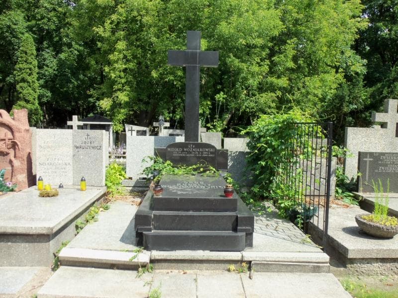 Zdjęcie grobu Witold Woźniakowski (1)