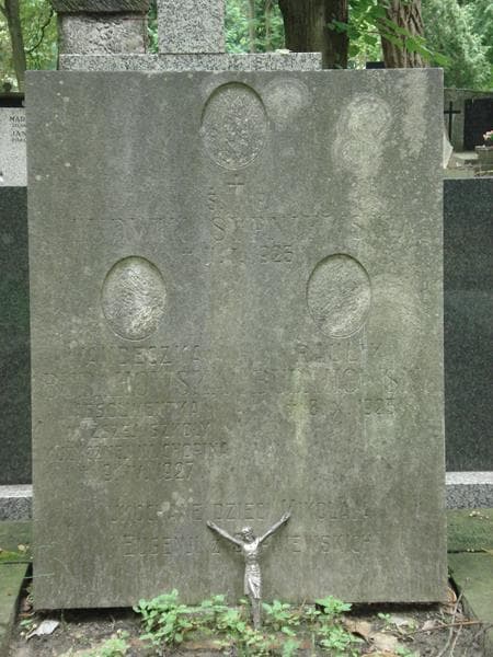 Zdjęcie grobu Wandeczka Budahowska (2)