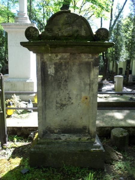 Zdjęcie grobu Anonim (2)