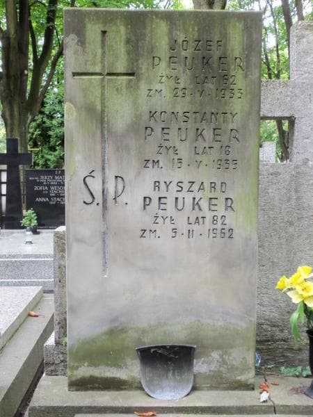 Zdjęcie grobu Ryszard Peuker (2)