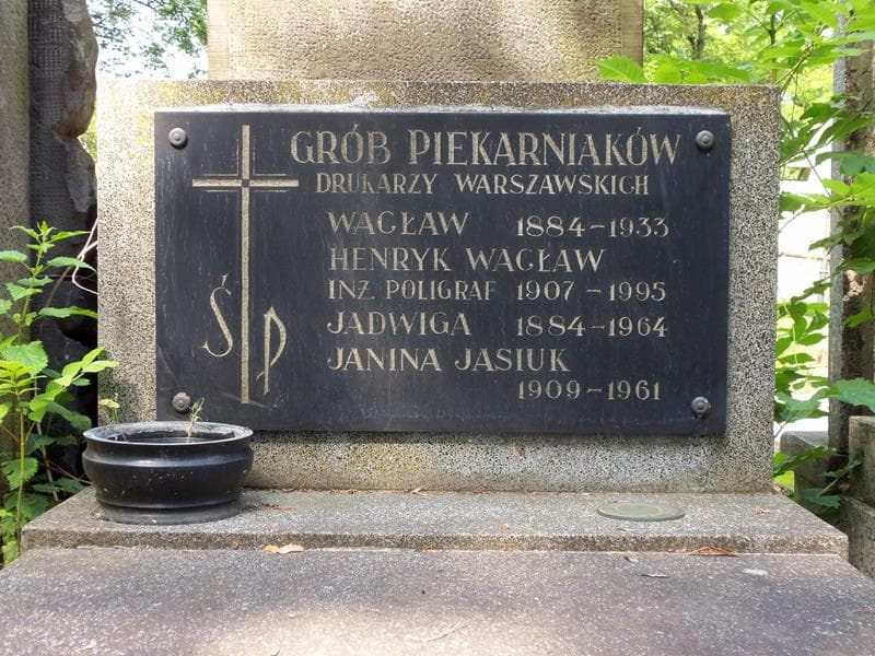 Zdjęcie grobu Jadwiga Piekarniak (2)