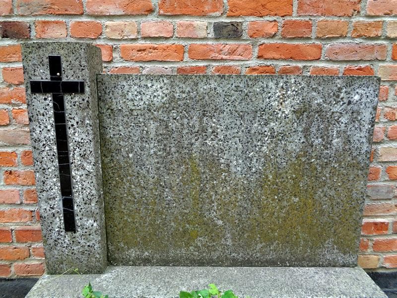 Zdjęcie grobu Henryk Neumark (2)