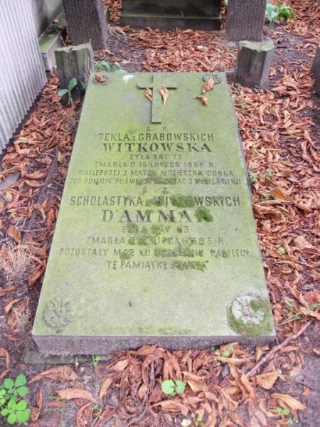 Zdjęcie grobu Scholastyka D'amman (2)