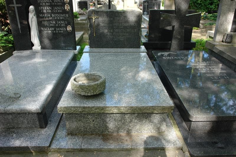 Zdjęcie grobu Irena Lubert (1)