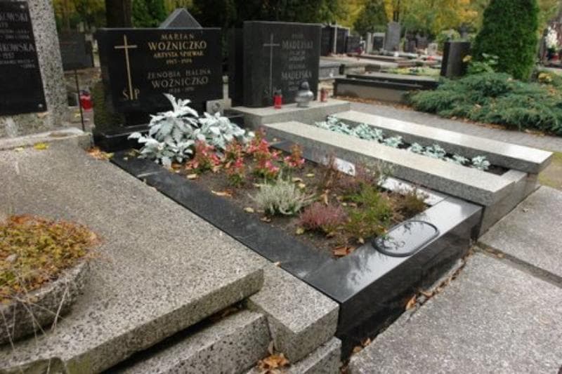 Zdjęcie grobu Zenobia Woźniczko (1)