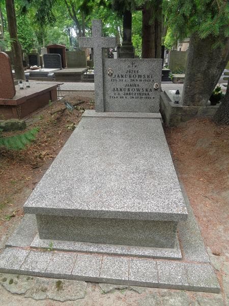 Zdjęcie grobu Józef Jakubowski (1)