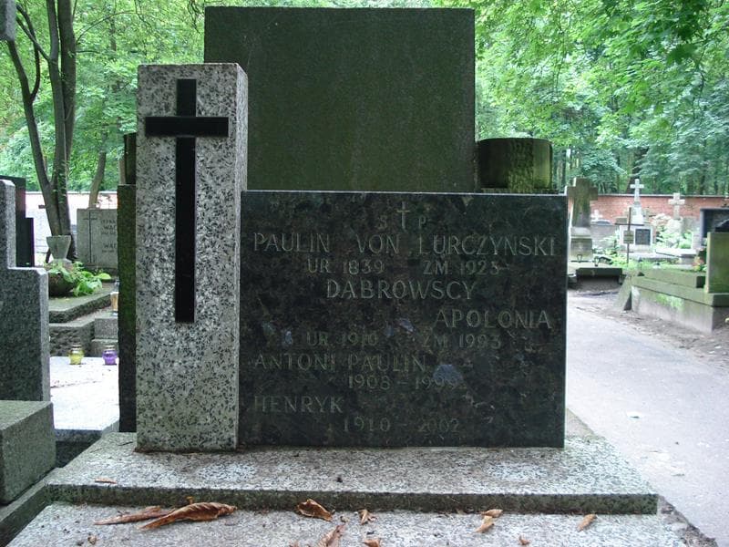 Zdjęcie grobu Paulin Von Lurczyński (2)