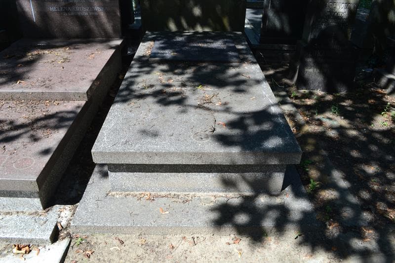 Zdjęcie grobu Wacława Pazińska (1)
