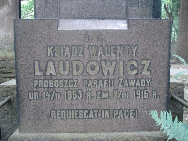 Zdjęcie grobu Walenty Laudowicz (2)
