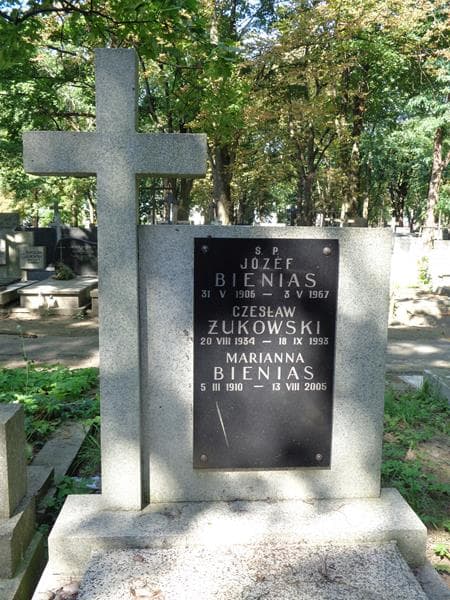 Zdjęcie grobu Czesław Żukowski (2)