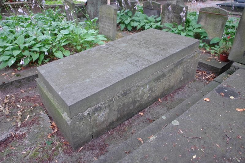 Zdjęcie grobu Roman Drabarek (2)