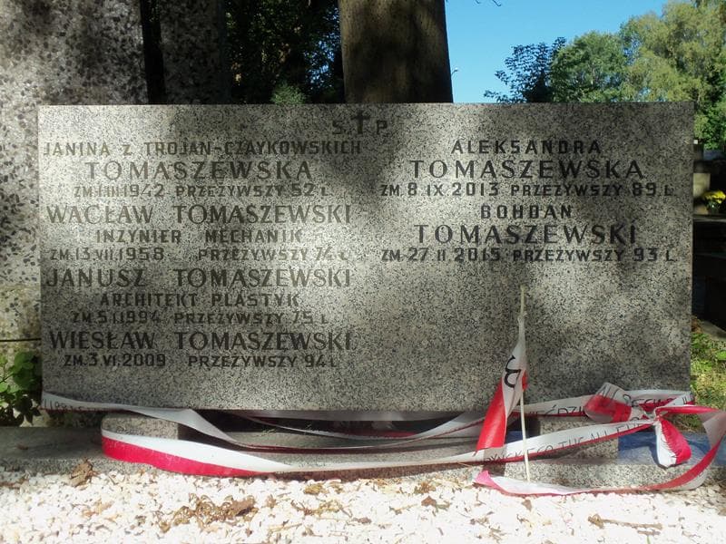 Zdjęcie grobu Bohdan Tomaszewski (2)