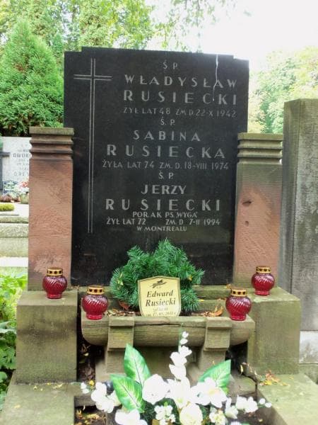 Zdjęcie grobu Edward Rusiecki (2)