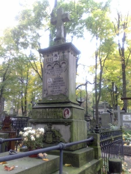 Zdjęcie grobu Eugenja Hanuszowa (1)
