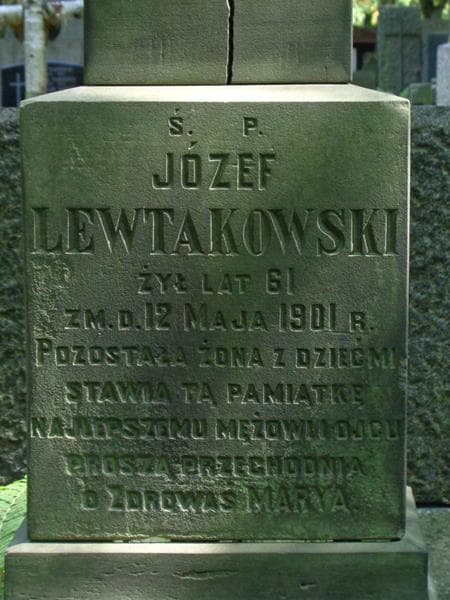 Zdjęcie grobu Józef Lewtakowski (2)