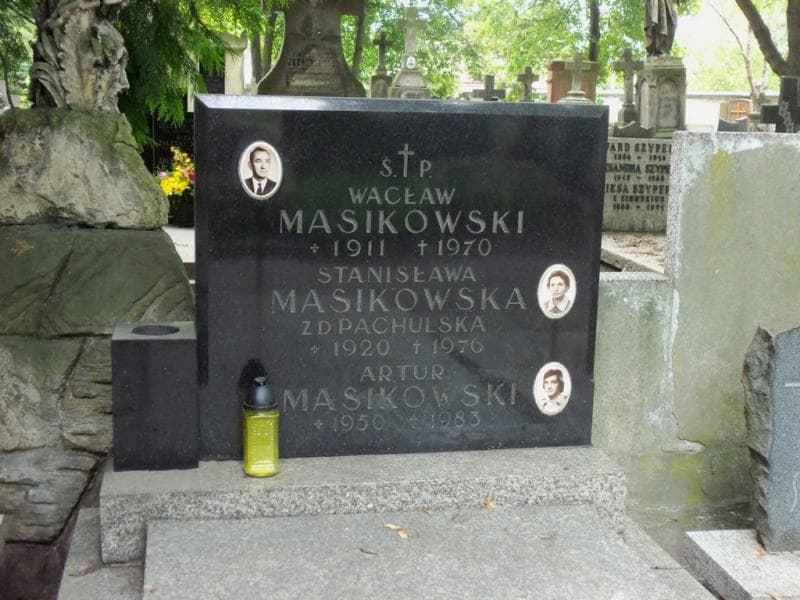 Zdjęcie grobu Wacław Masikowski (2)