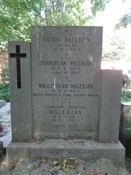 Zdjęcie grobu Stanisława Walerjan (2)