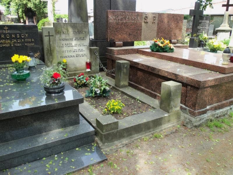 Zdjęcie grobu Otto Kluczyński (1)