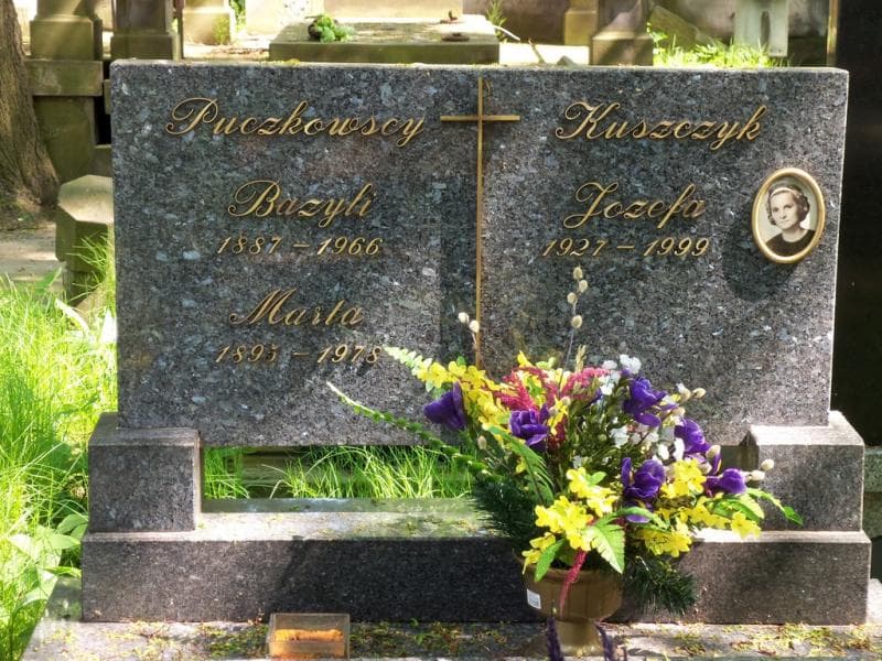 Zdjęcie grobu Józefa Kuszczyk (2)