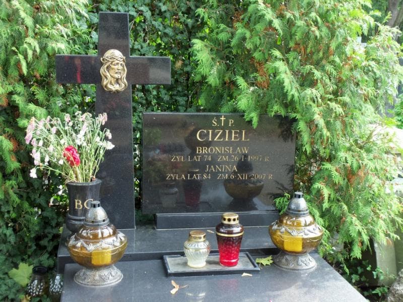 Zdjęcie grobu Janina Ciziel (2)