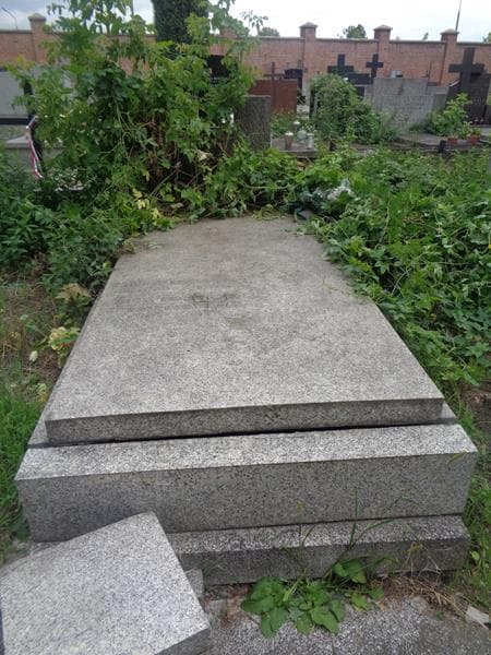 Zdjęcie grobu Łukasz Osmańczyk (1)