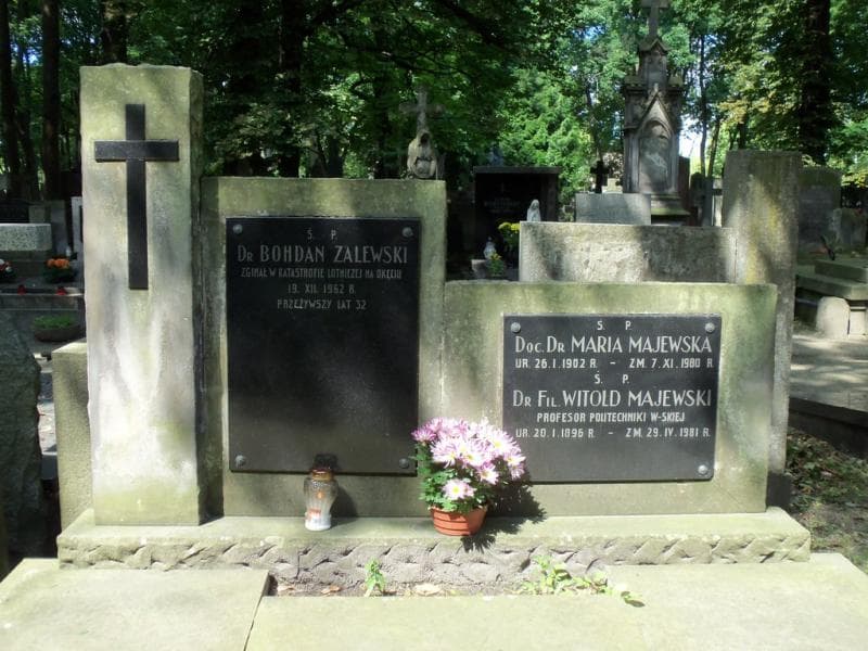 Zdjęcie grobu Witold Majewski (2)