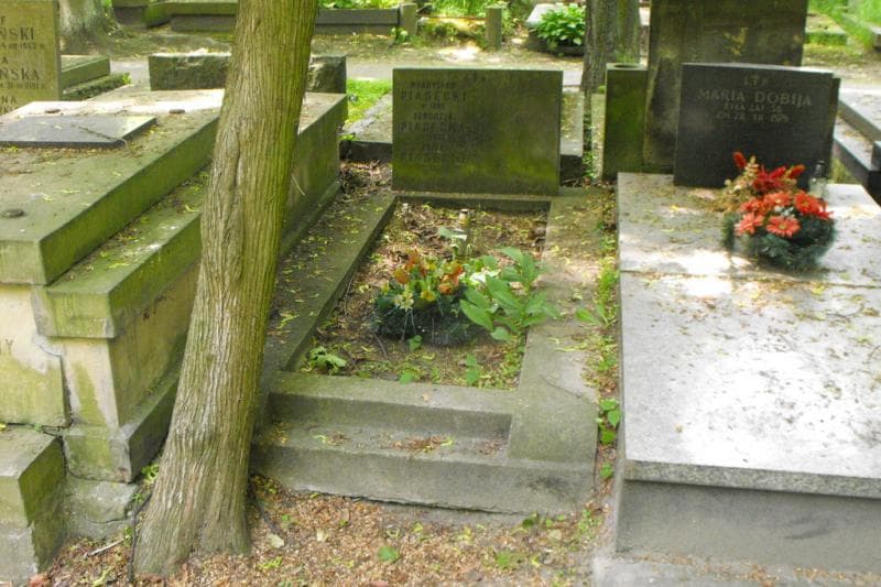 Zdjęcie grobu Józef Piasecki (1)