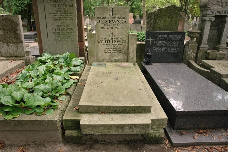Zdjęcie grobu Lucyna Jeżewska (1)