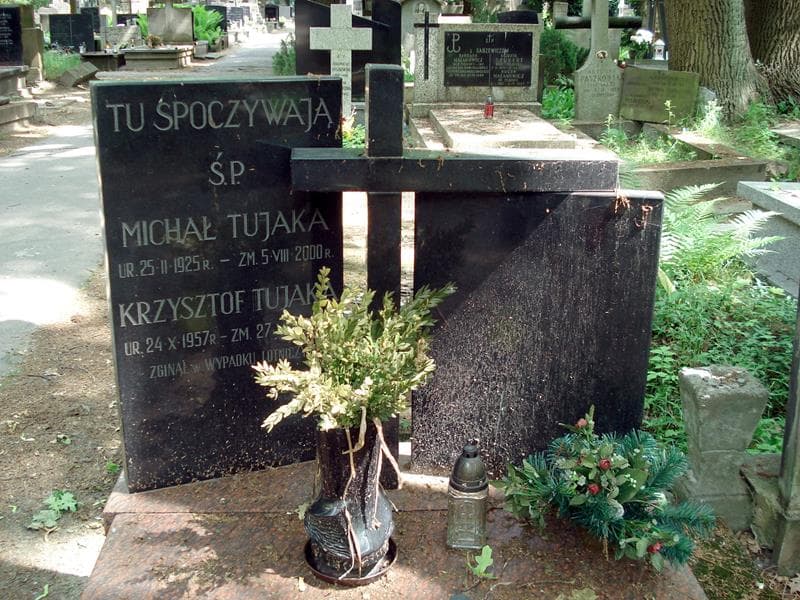 Zdjęcie grobu Krzysztof Tujaka (1)