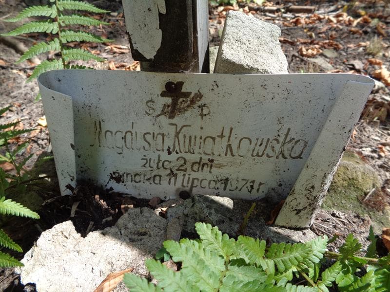 Zdjęcie grobu Magdusia Kwiatkowska (2)