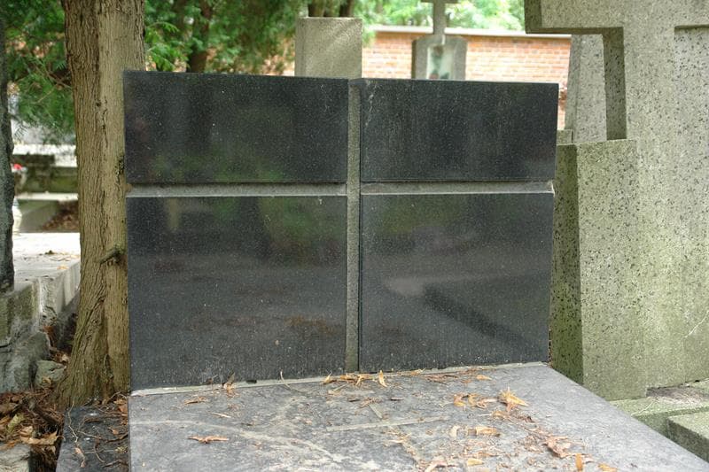 Zdjęcie grobu Maria Rubinowicz (2)