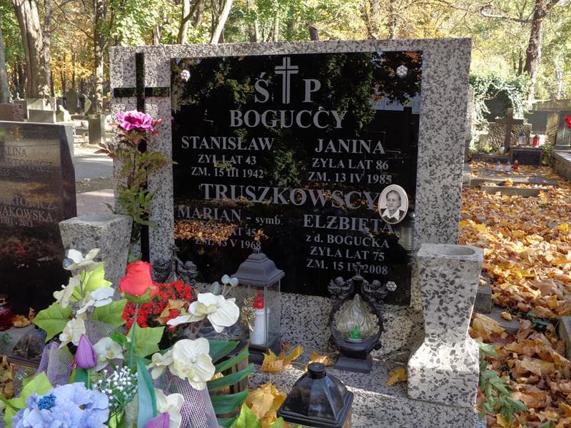 Zdjęcie grobu Stanisław Bogucki (2)