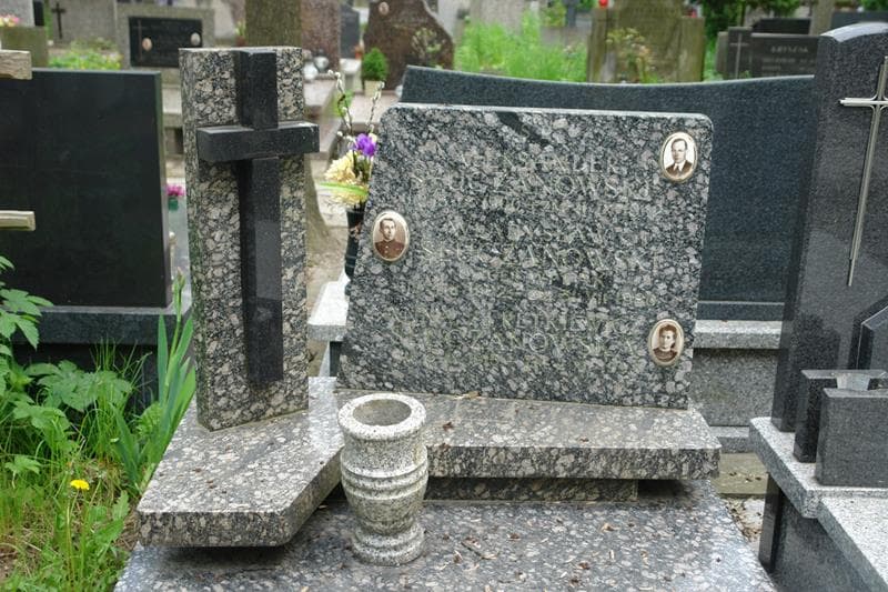 Zdjęcie grobu Aleksander Słuczanowski (2)