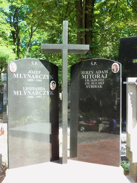 Zdjęcie grobu Leonarda Młynarczyk (2)