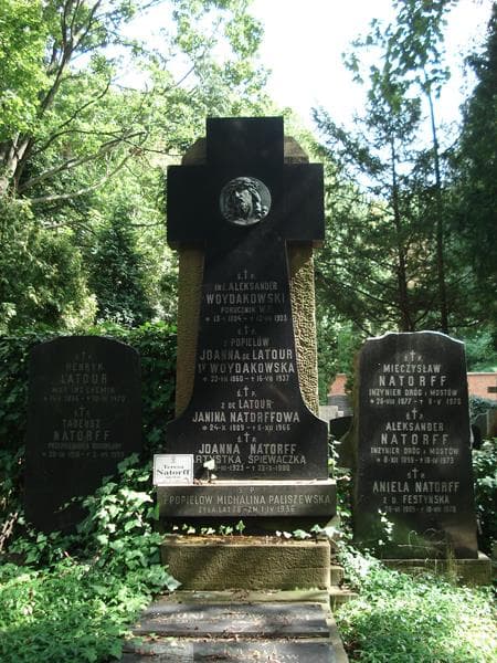 Zdjęcie grobu Henryk Latour (2)