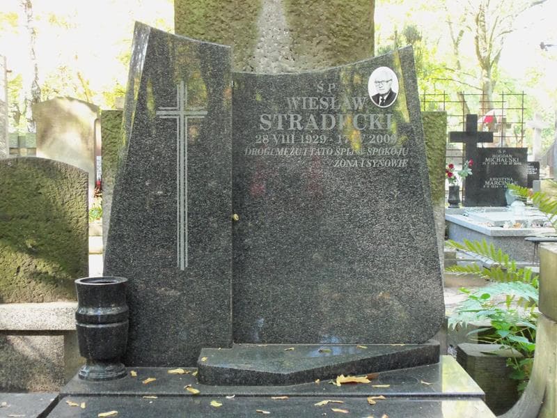 Zdjęcie grobu Wiesław Stradecki (2)