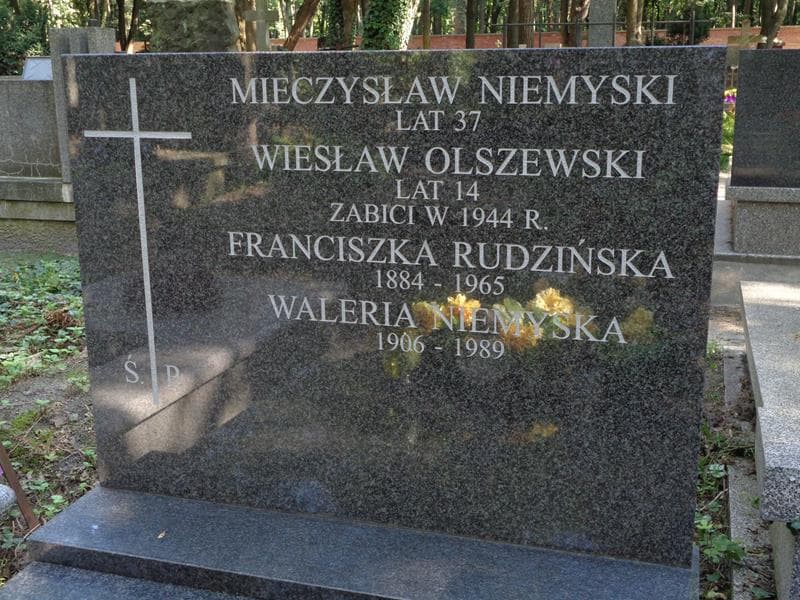 Zdjęcie grobu Wiesław Olszewski (2)
