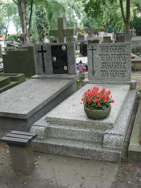Zdjęcie grobu Izabella Brodowska (1)