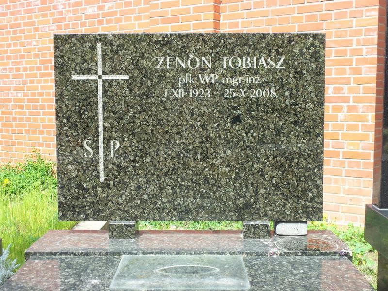 Zdjęcie grobu Zenon Tobiasz (2)