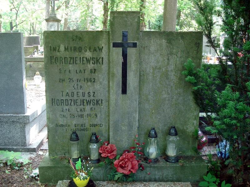 Zdjęcie grobu Mirosław Hordziejewski (1)