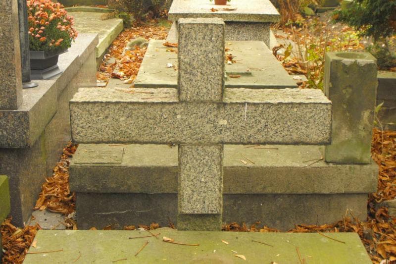 Zdjęcie grobu Stefania Heinzelman (2)