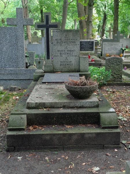 Zdjęcie grobu Leonora Bucewicz (1)