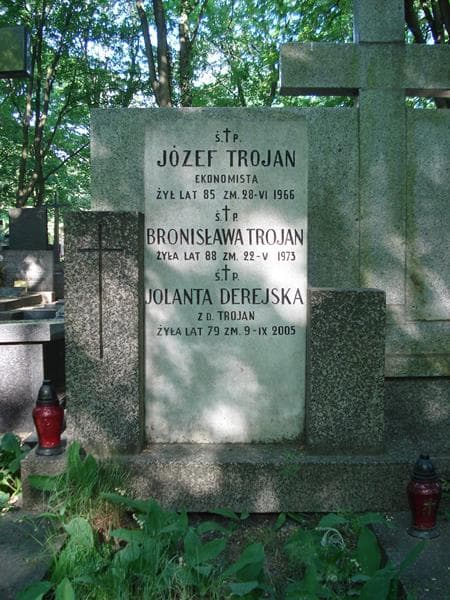 Zdjęcie grobu Jolata Derejska (1)