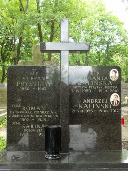 Zdjęcie grobu Sabina ... (2)