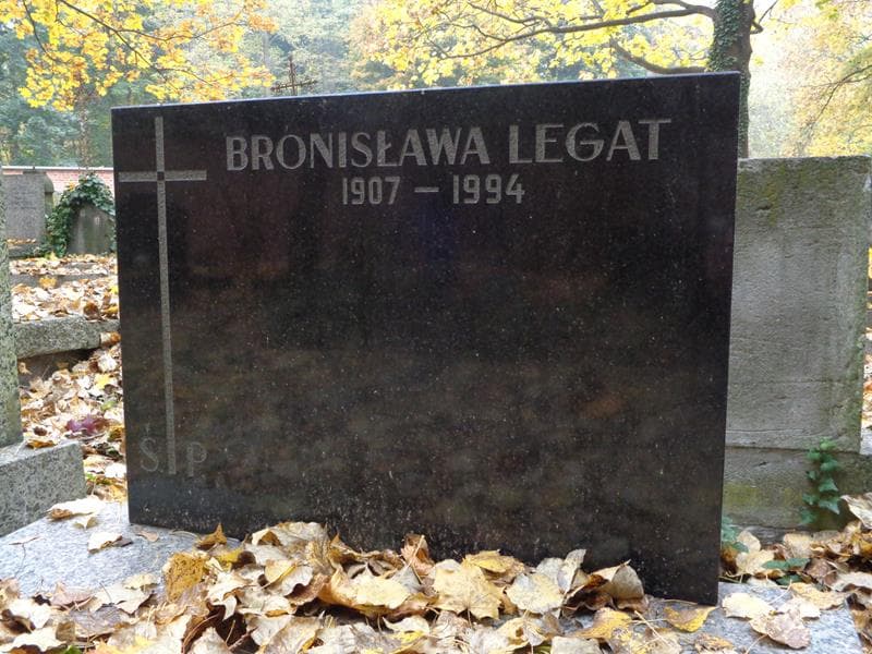 Zdjęcie grobu Bronisława Legat (2)
