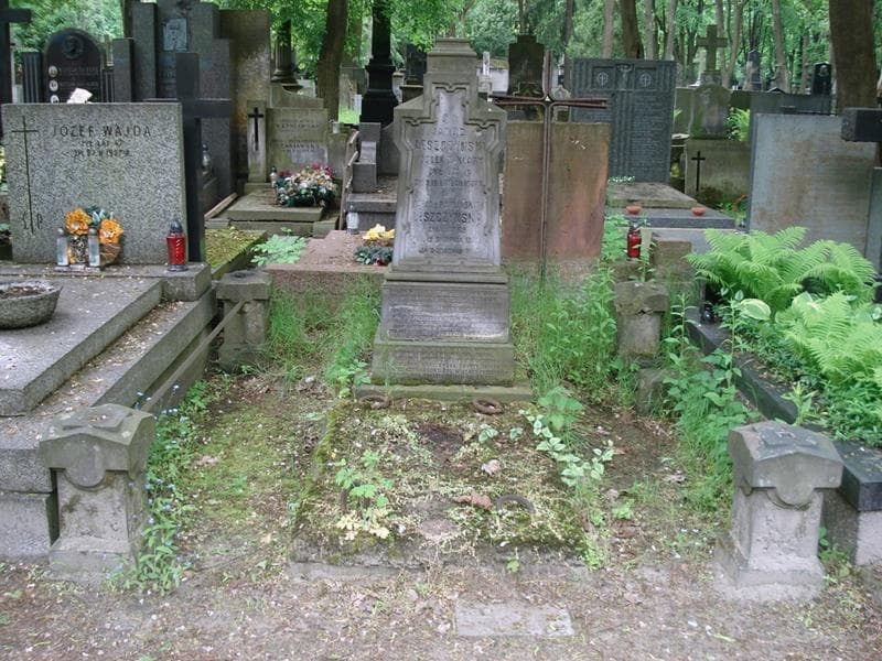 Zdjęcie grobu Marja Leszczyńska (1)